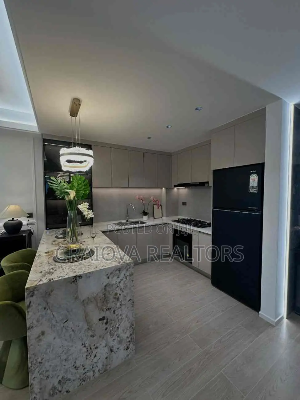 3bdrm Apartment in Spring Valley for sale in Spring Valley