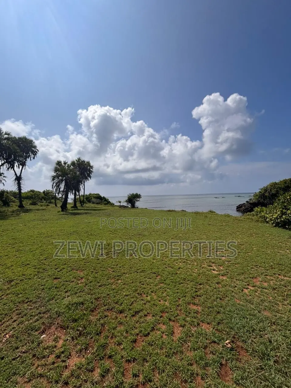 One Acre Msambweini in Diani