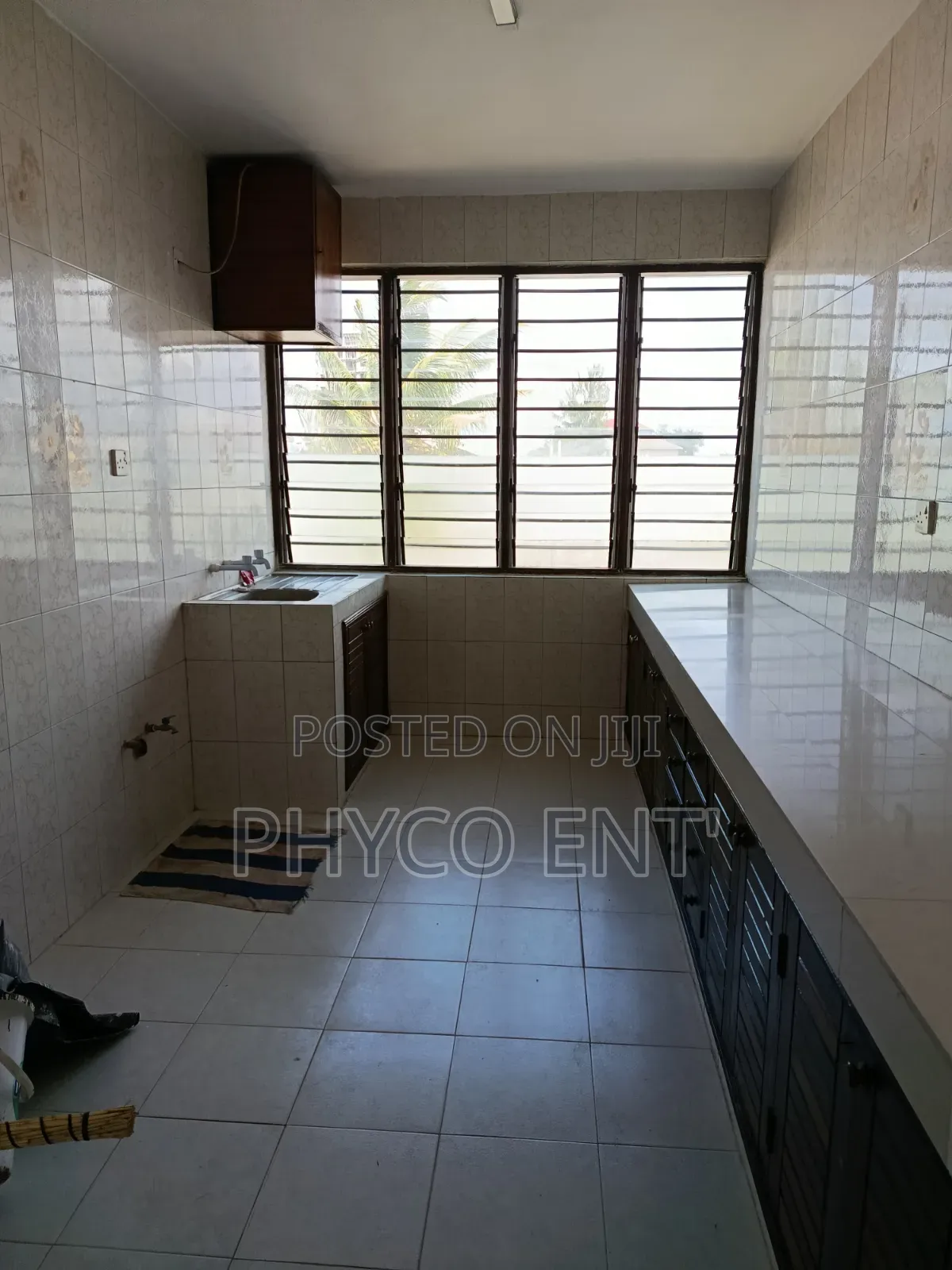 4bdrm Apartment in Umoja, Nyali Mkomani for rent in Nyali Mkomani