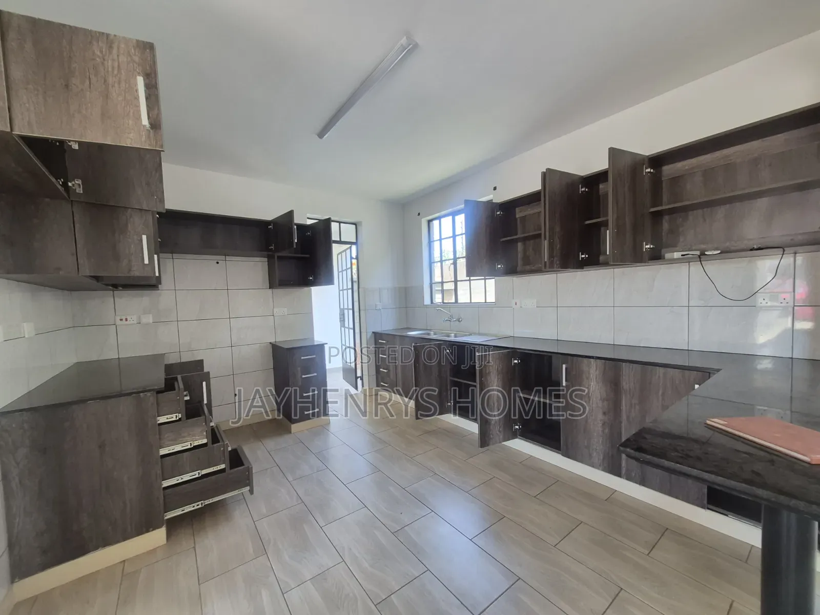4bdrm House in Kwa Kairu for sale in Kwa Kairu