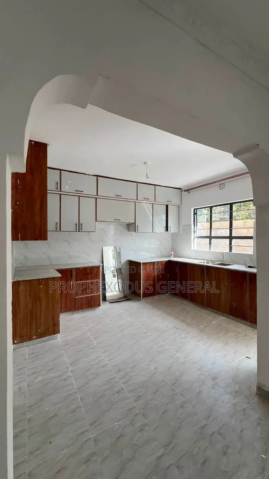 4bdrm Bungalow in Matasia for sale in Matasia