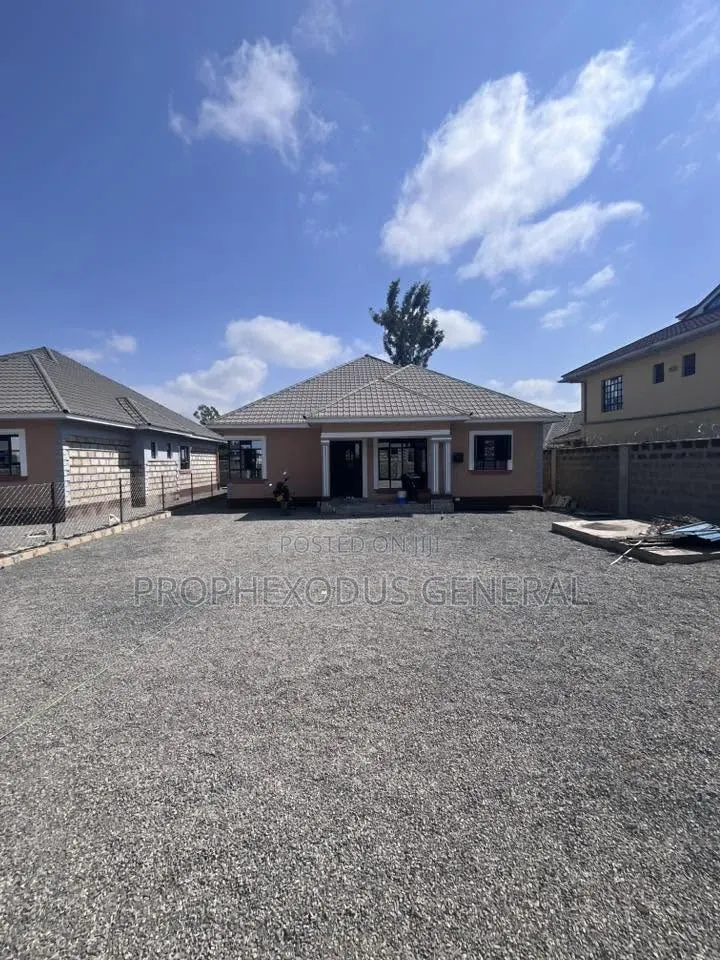 3bdrm Bungalow in Rimpa for sale in Rimpa