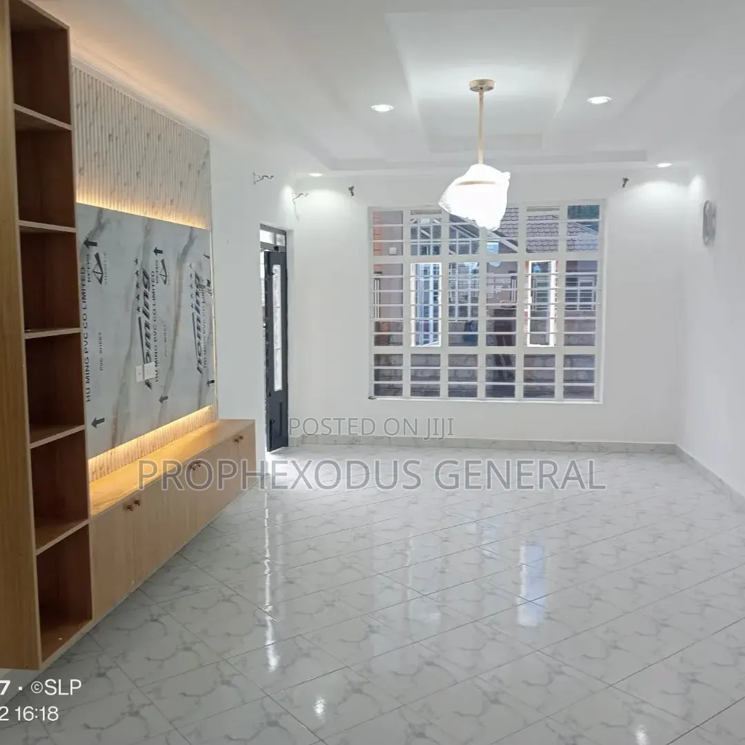 3bdrm Bungalow in Oloolua for sale in Oloolua