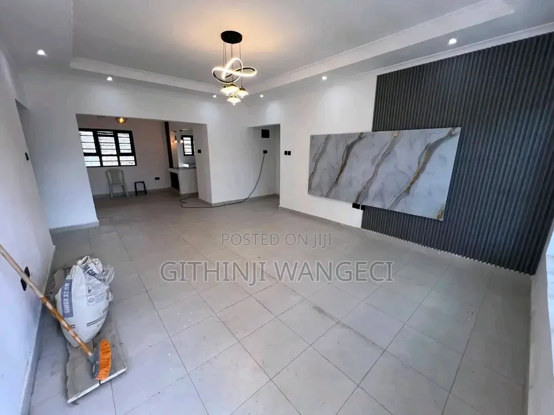 4bdrm Bungalow in Roimen, Matasia for sale in Matasia