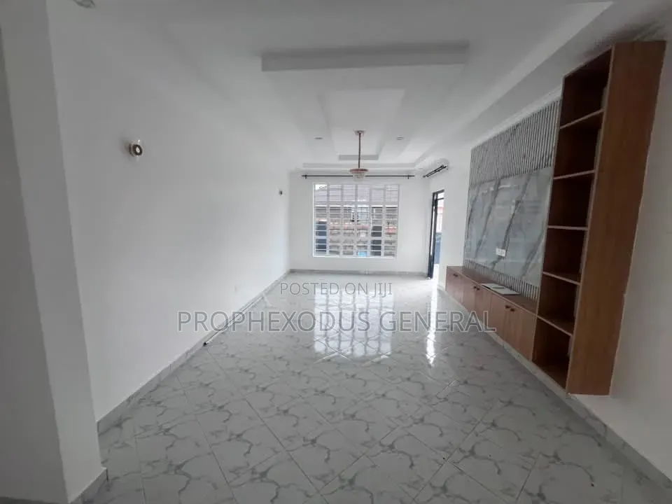 3bdrm Bungalow in Oluulua for sale in Oluulua