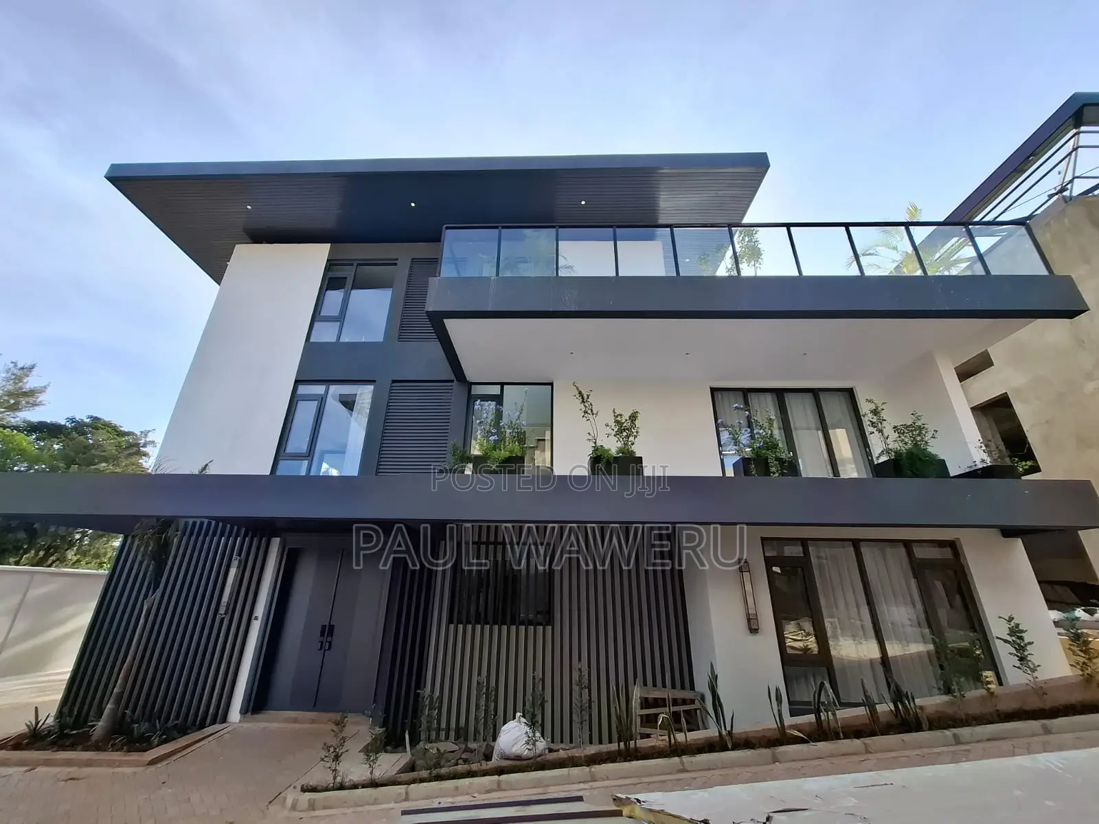 6bdrm Villa in Maziwa for sale in Maziwa