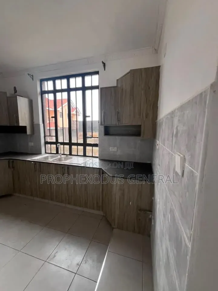 4bdrm Maisonette in Rimpa for sale in Rimpa