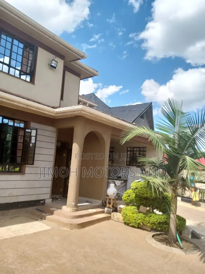 Discover Your Dream Home: Maisonette in Membley in Parklands/Highridge