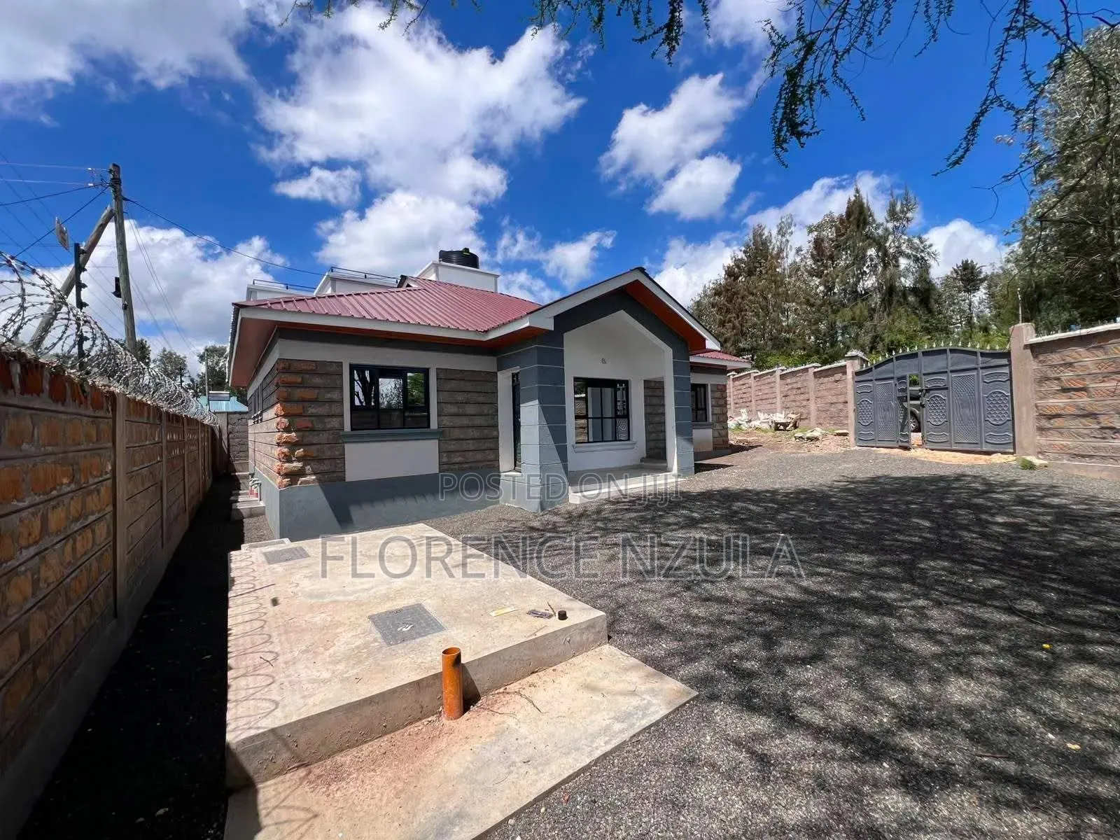 4bdrm Bungalow in Roimen, Matasia for sale in Matasia