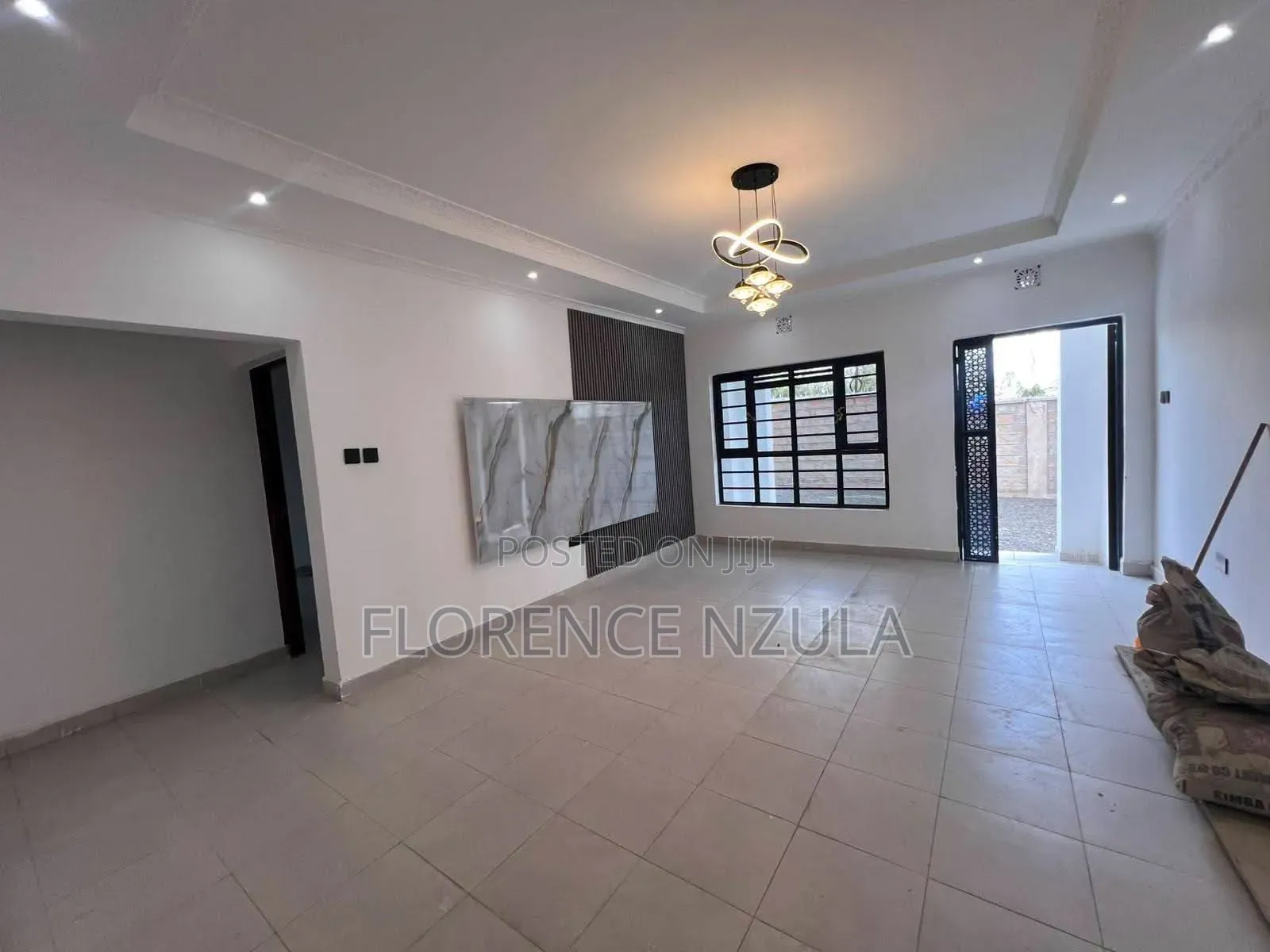 4bdrm Bungalow in Roimen, Matasia for sale in Matasia