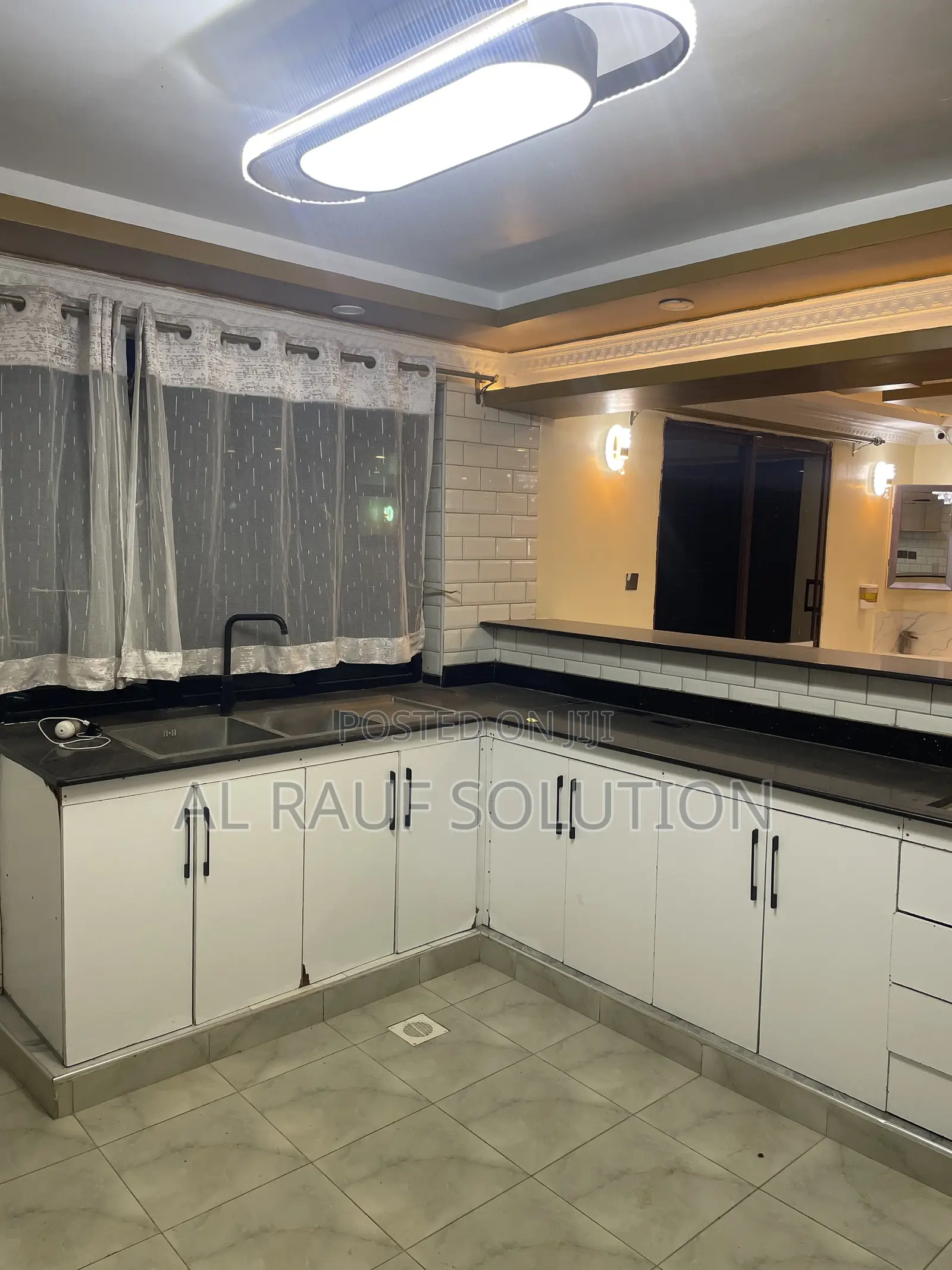 4bdrm Mansion in Banita Paradiso, Kamulu for sale in Kamulu
