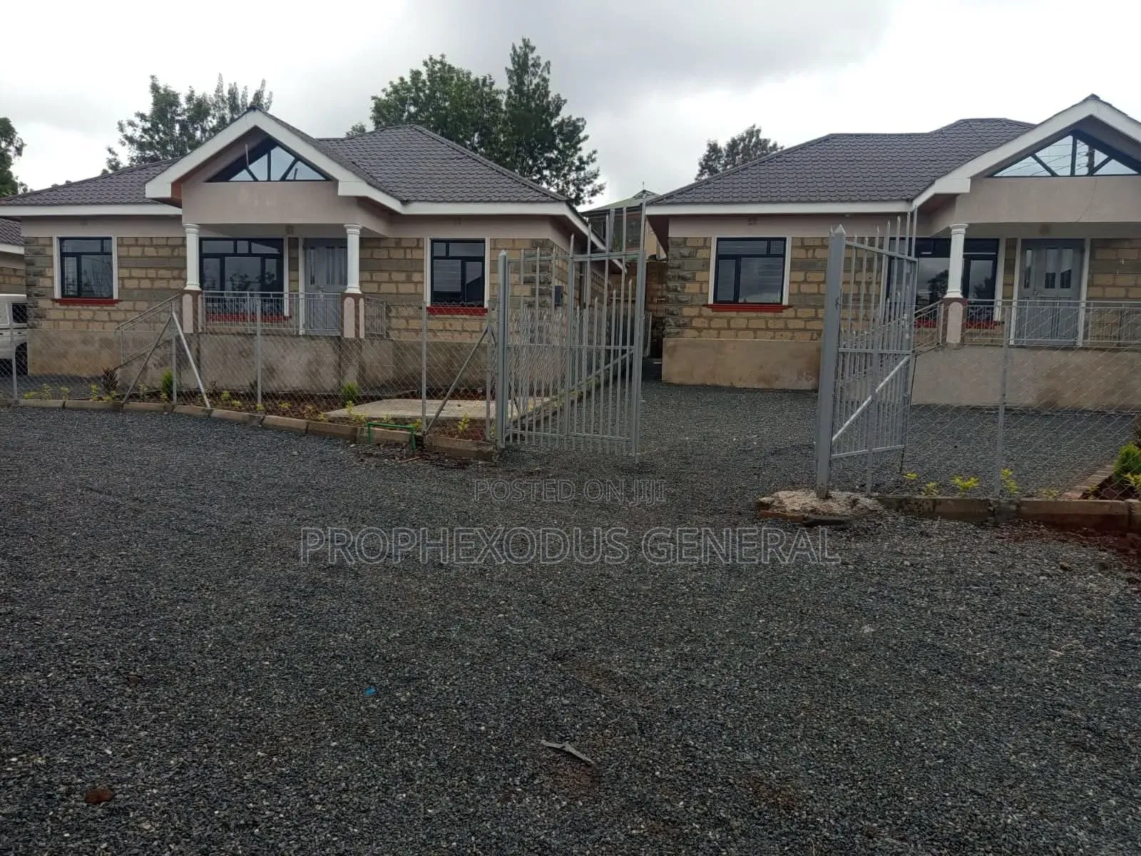 3bdrm Bungalow in Matasia for sale in Matasia