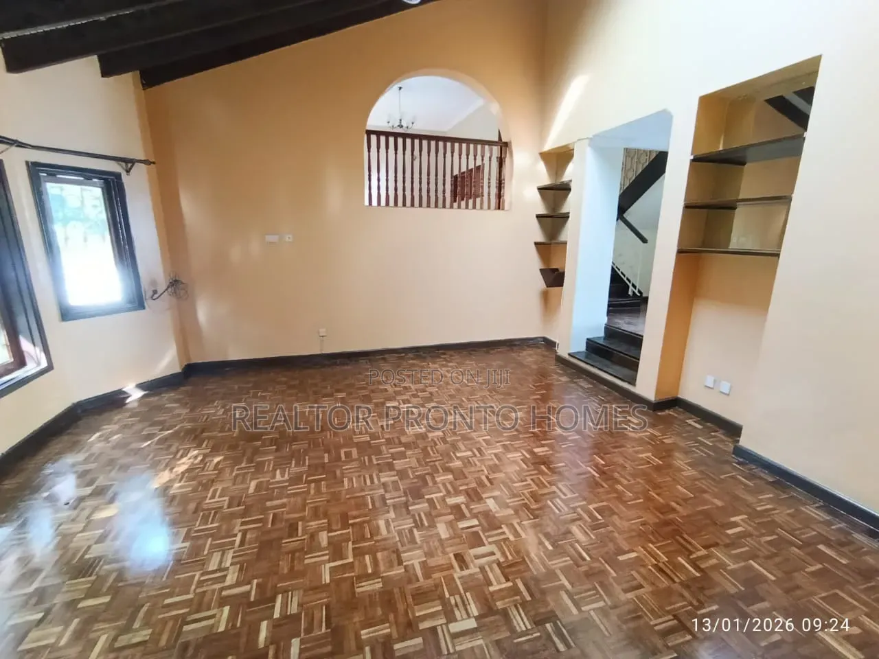 4bdrm Maisonette in Lavington, Valley Arcade for sale in Valley Arcade