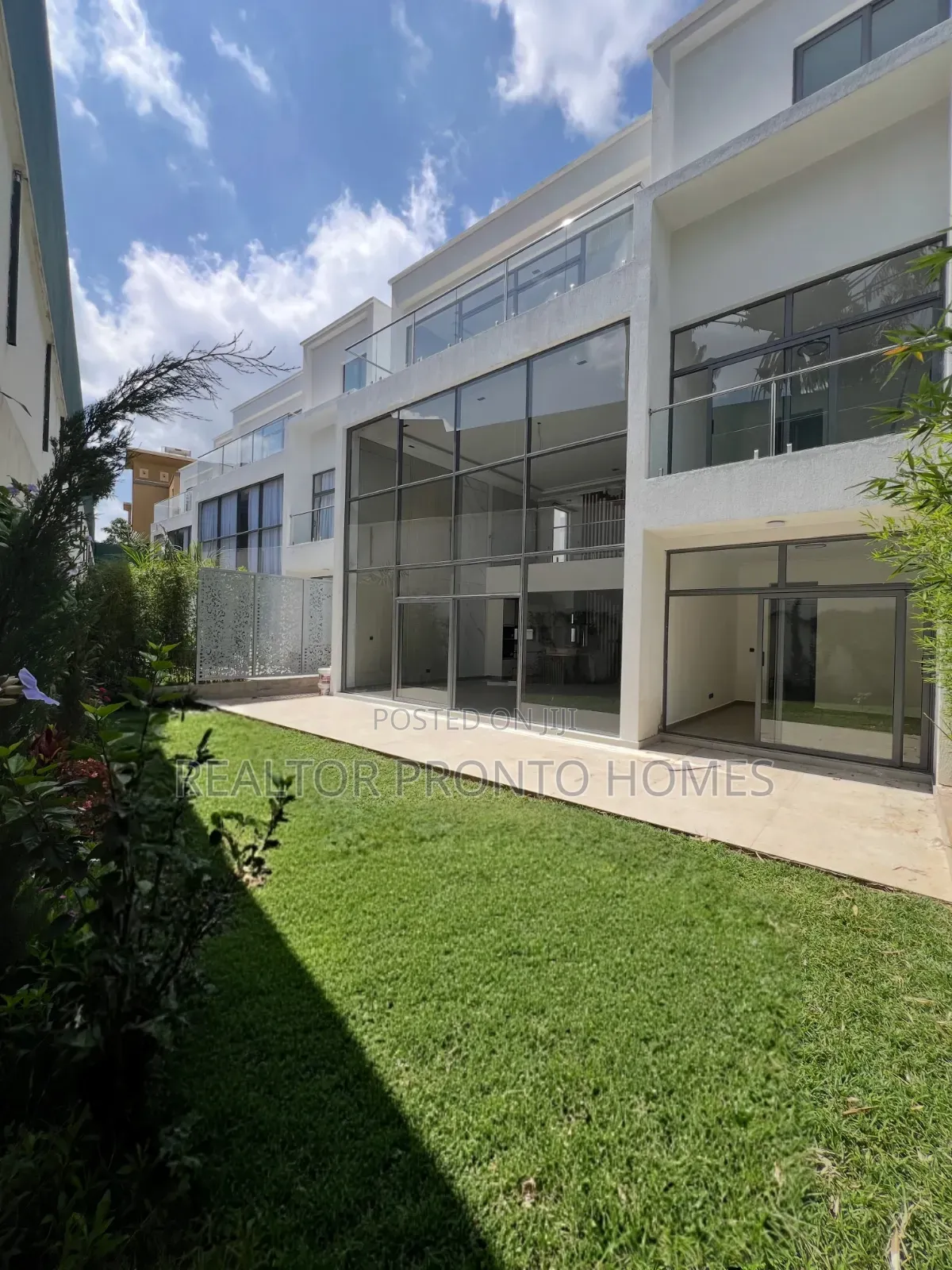 5bdrm Townhouse / Terrace in Lavington, Muthangari for rent in Muthangari