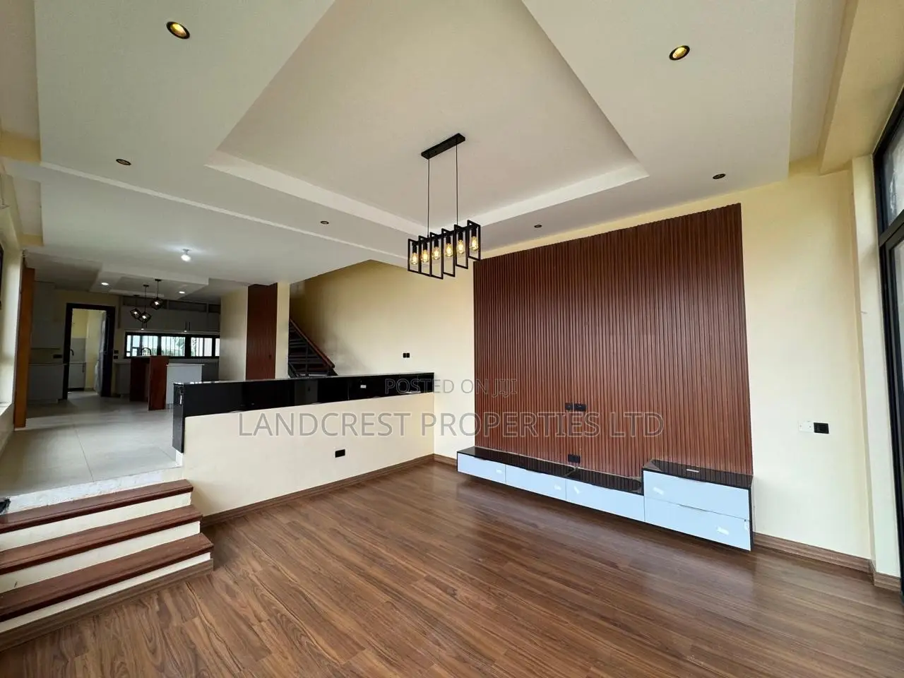 4bdrm Townhouse/Terrace in Membley Estate for sale in Membley Estate