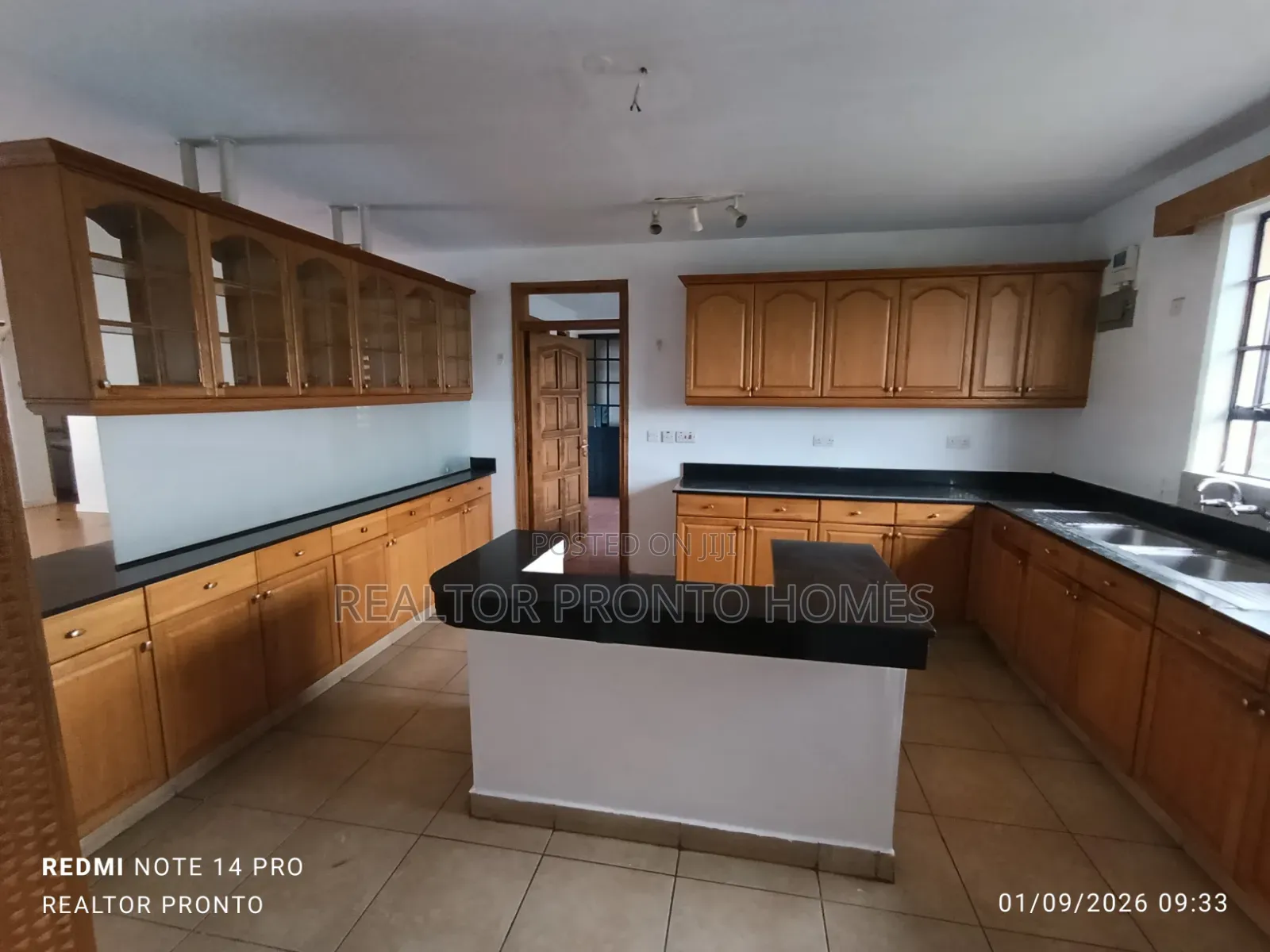 4bdrm Penthouse in Lavington, Valley Arcade for rent in Valley Arcade