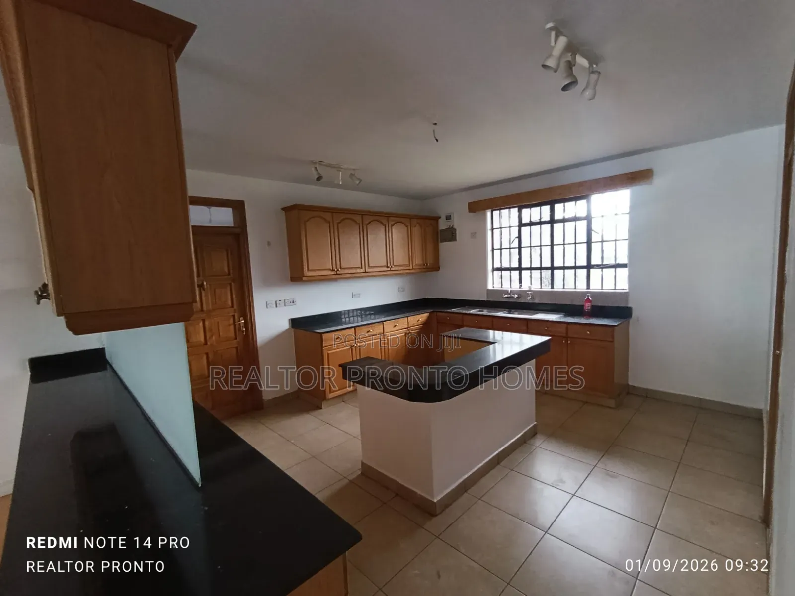 4bdrm Penthouse in Lavington, Valley Arcade for rent in Valley Arcade