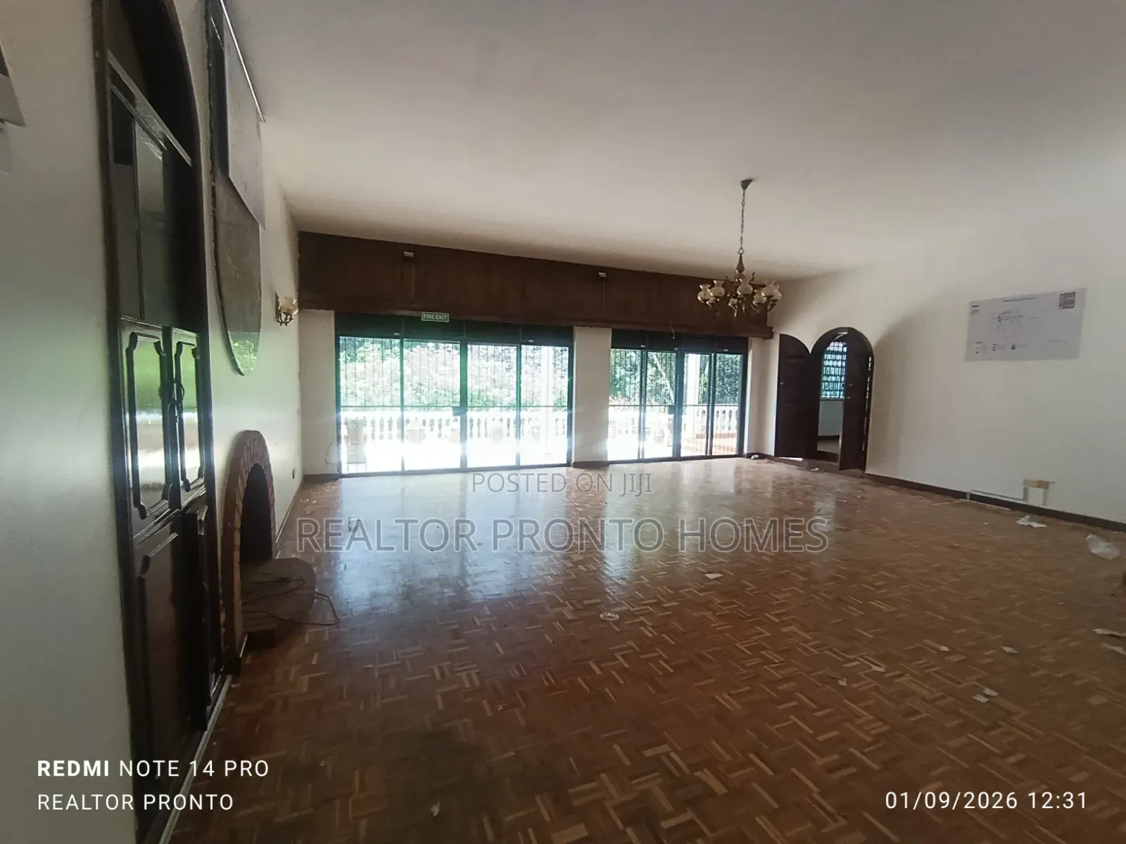 Commercial 7 Bedrooms House for Office Use in Lavington in Maziwa