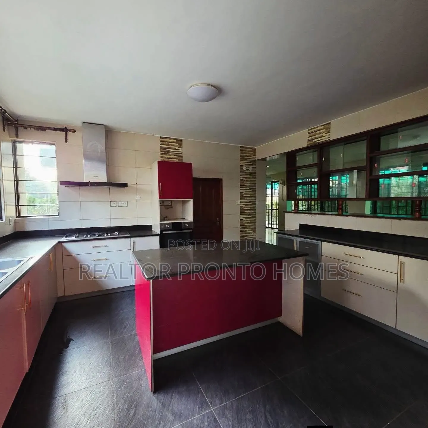5bdrm Townhouse / Terrace in Lavington, Muthangari for rent in Muthangari
