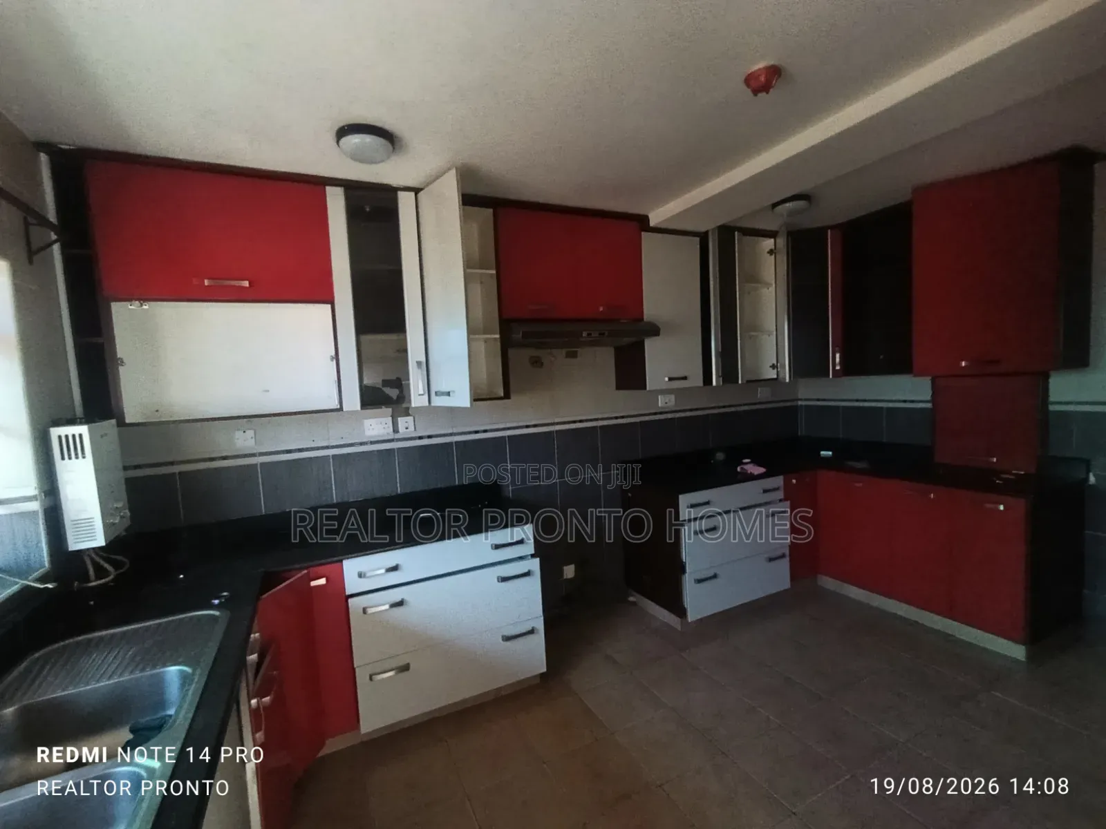4bdrm Townhouse / Terrace in Lavington, Valley Arcade for rent in Valley Arcade