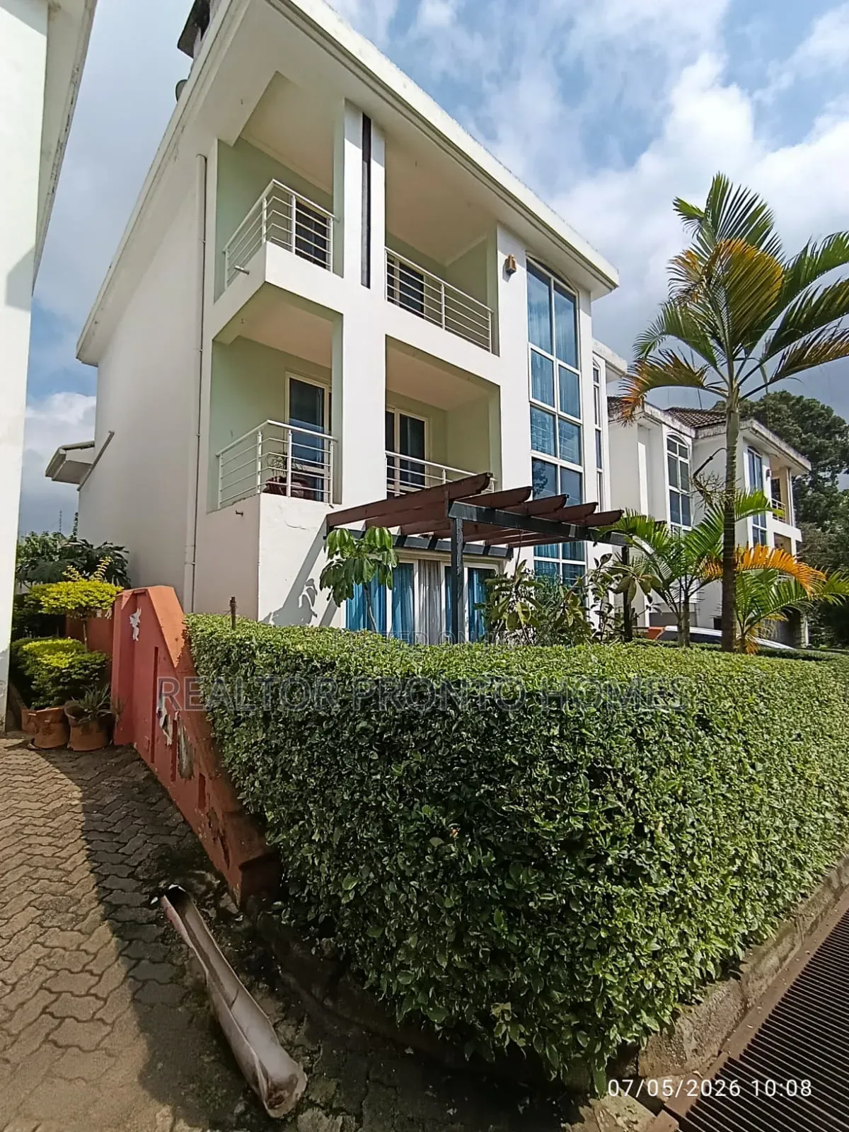 4bdrm Townhouse/Terrace in Lavington, Valley Arcade for sale in Valley Arcade