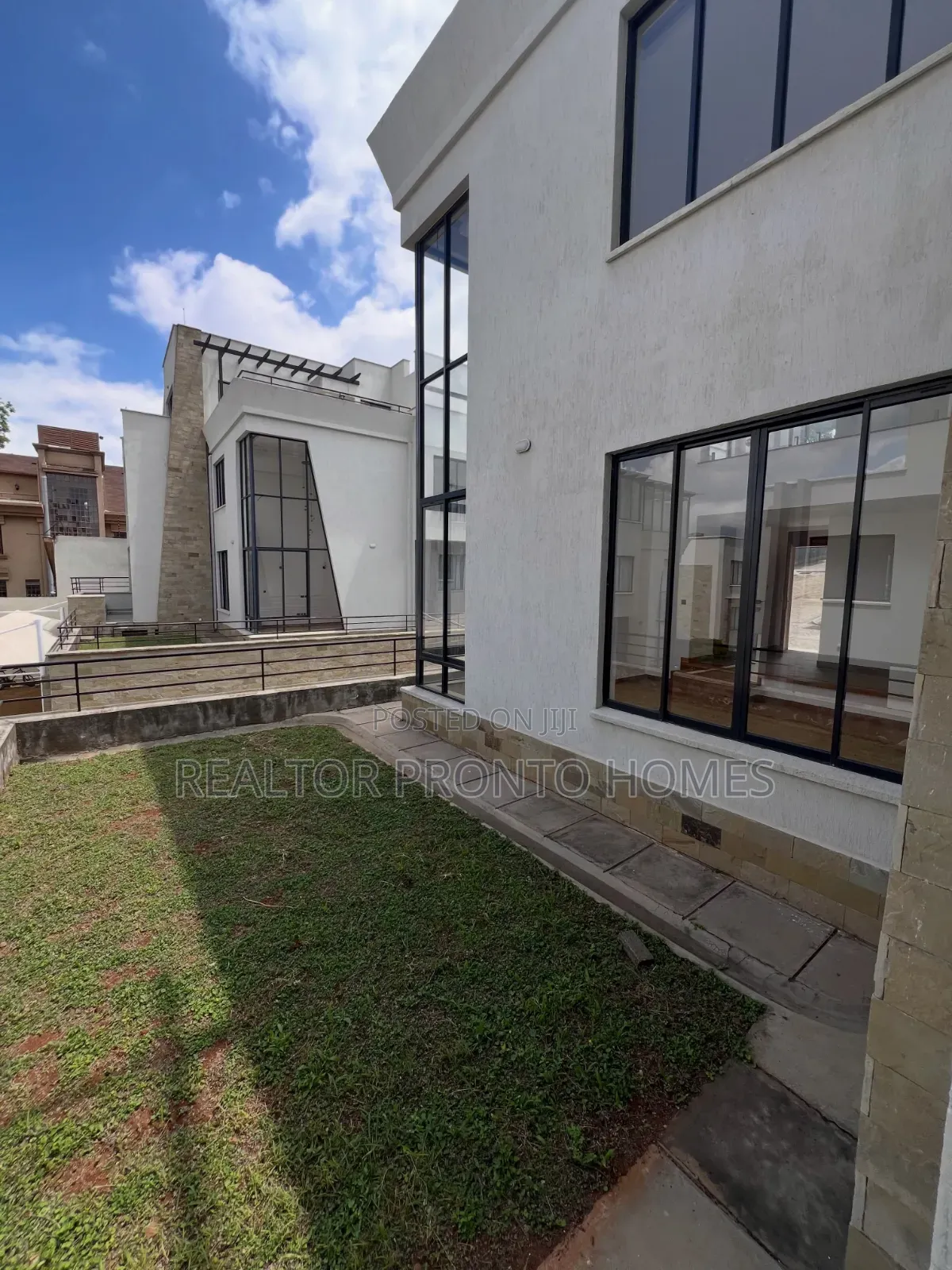 5bdrm Villa in Lavington, Muthangari for sale in Muthangari