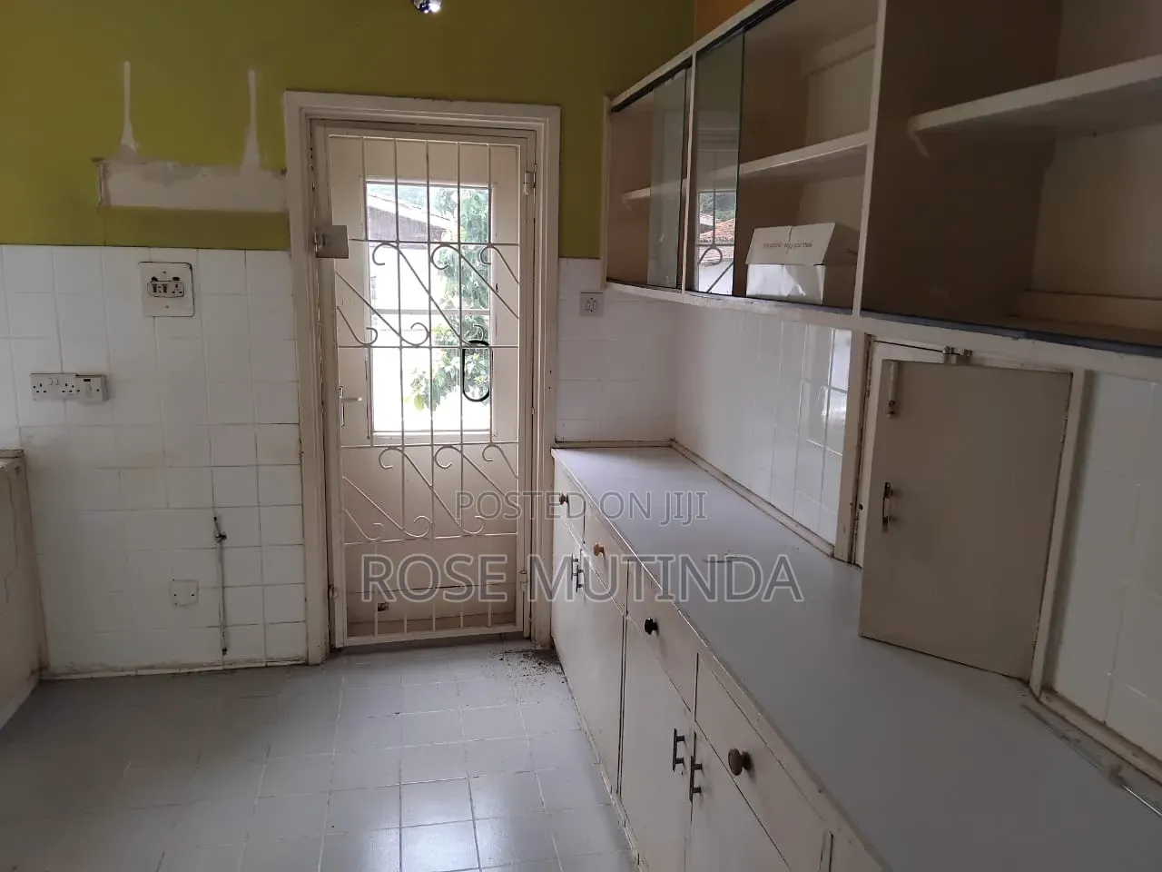 Furnished 9bdrm Maisonette in Kyuna Estate for sale in Kyuna Estate