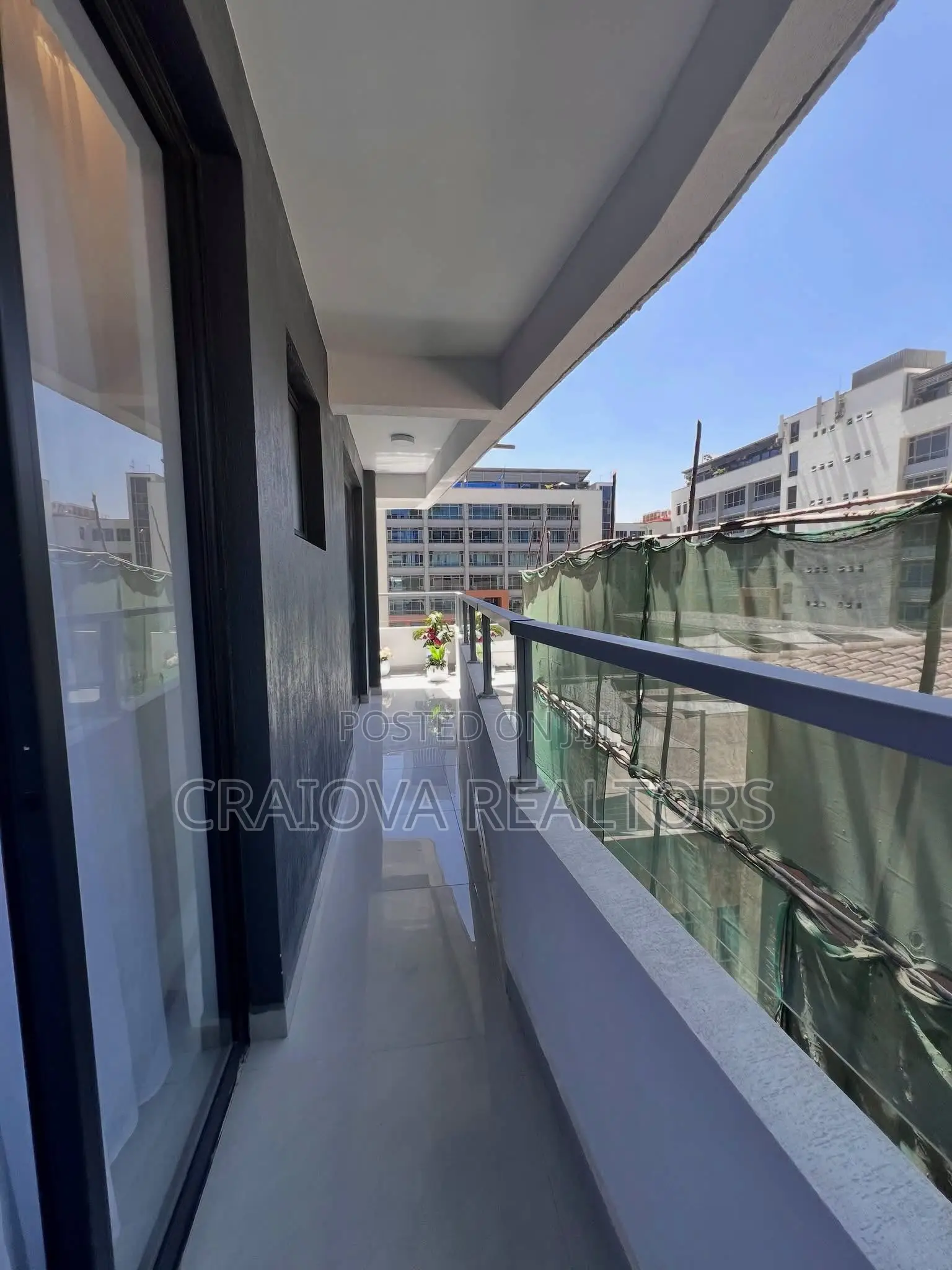 2bdrm Apartment in Spring Valley for sale in Spring Valley