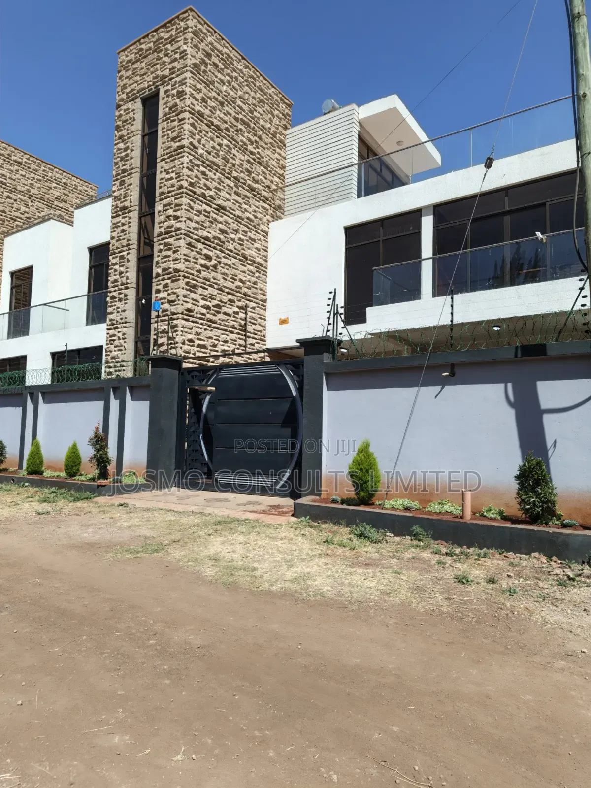 5bdrm Duplex in Kamakis for rent in Kamakis