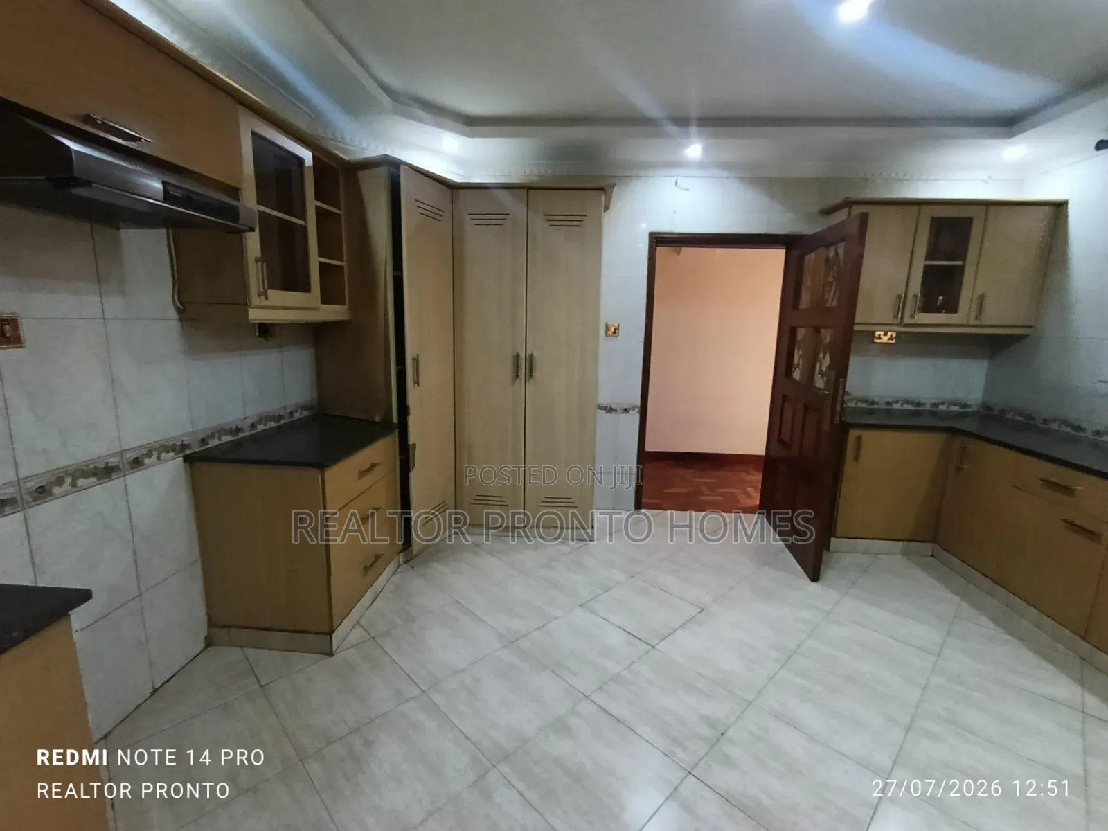 5bdrm Townhouse / Terrace in Kilimani, State House Area for rent in State House Area
