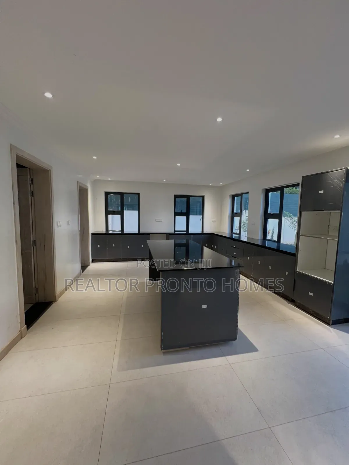 6bdrm Mansion in Runda for rent in Runda