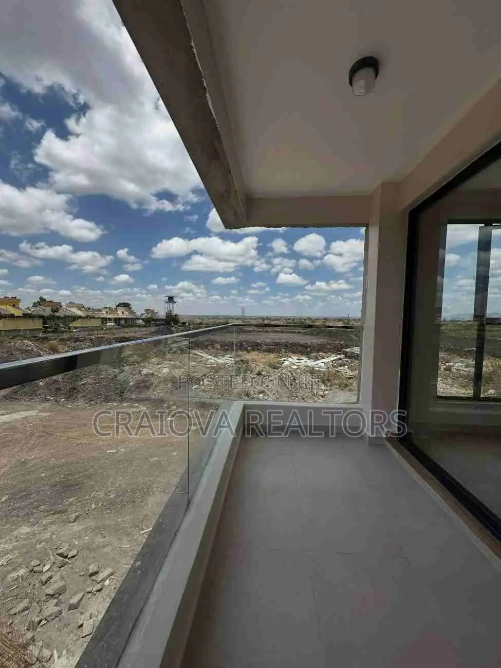 3bdrm Duplex in Hotel 67 Area for sale in Hotel 67 Area