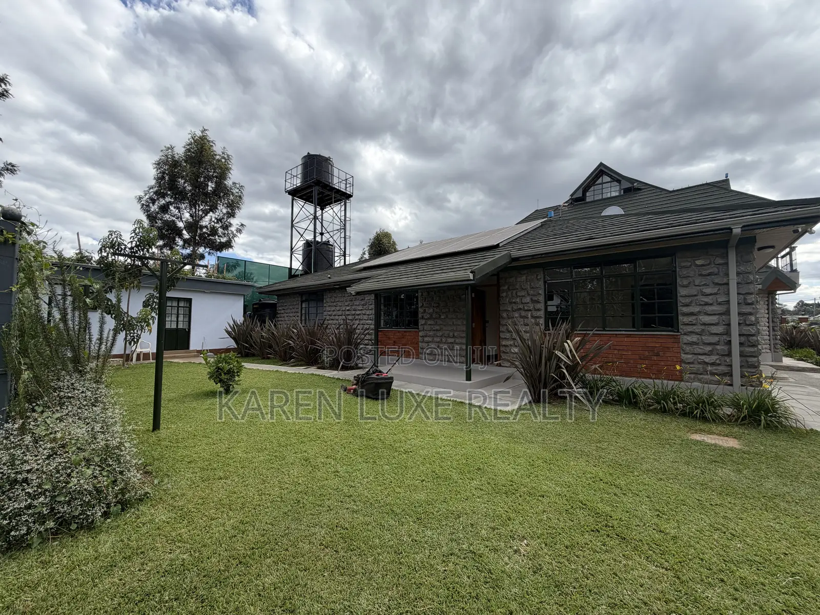 3bdrm Bungalow in Karen for rent in Karen