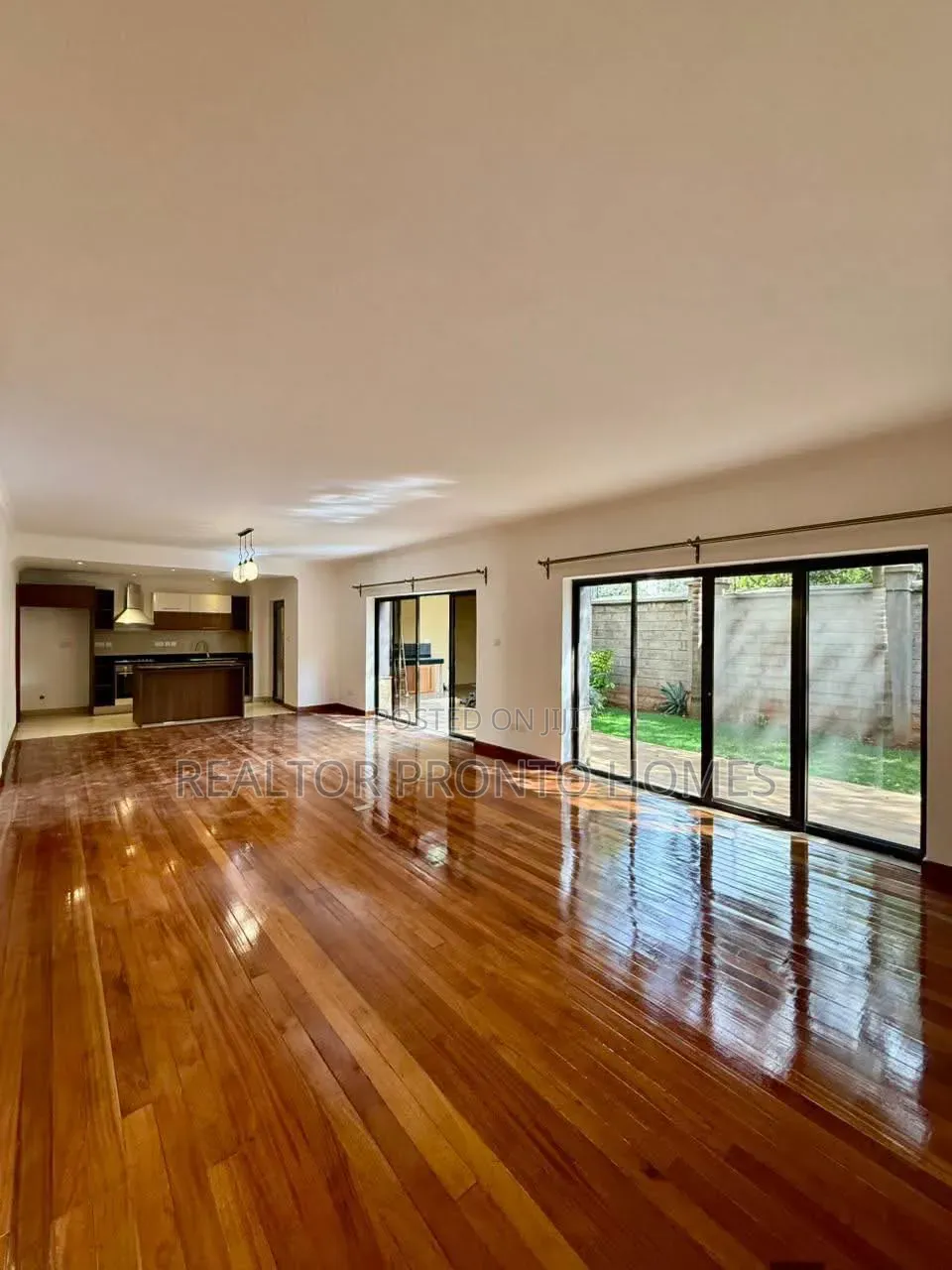 4bdrm Townhouse / Terrace in Kileleshwa for rent in Kileleshwa