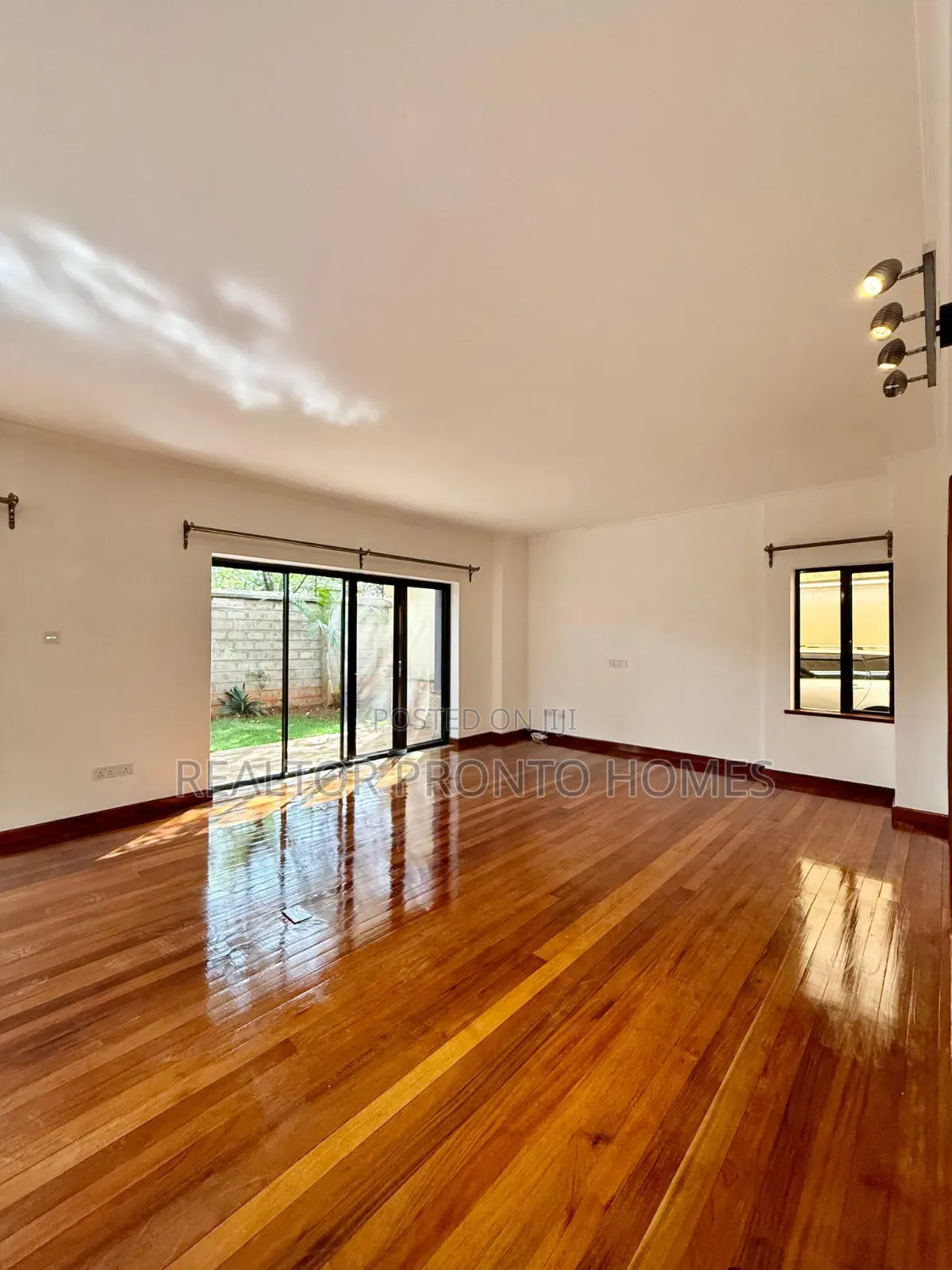 4bdrm Townhouse / Terrace in Kileleshwa for rent in Kileleshwa
