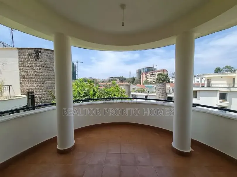 4bdrm Penthouse in Lavington, Valley Arcade for rent in Valley Arcade