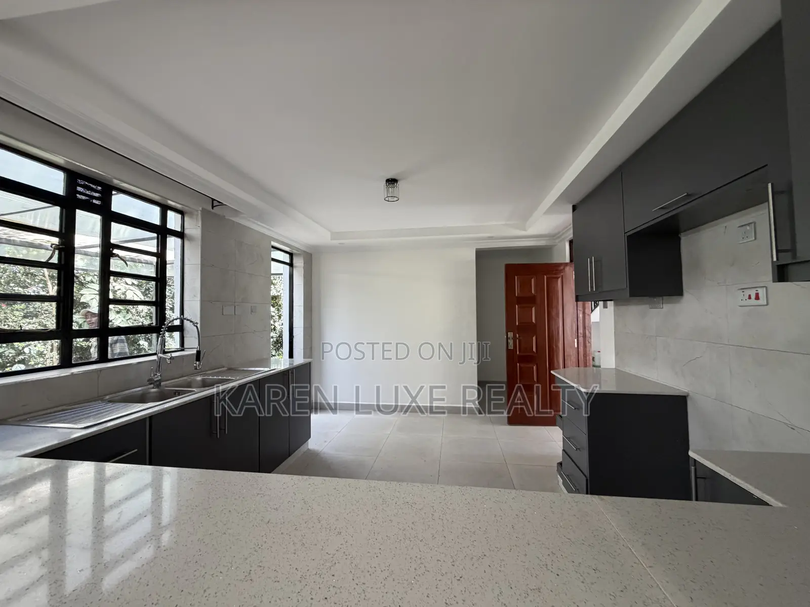 5bdrm Mansion in Karen for rent in Karen