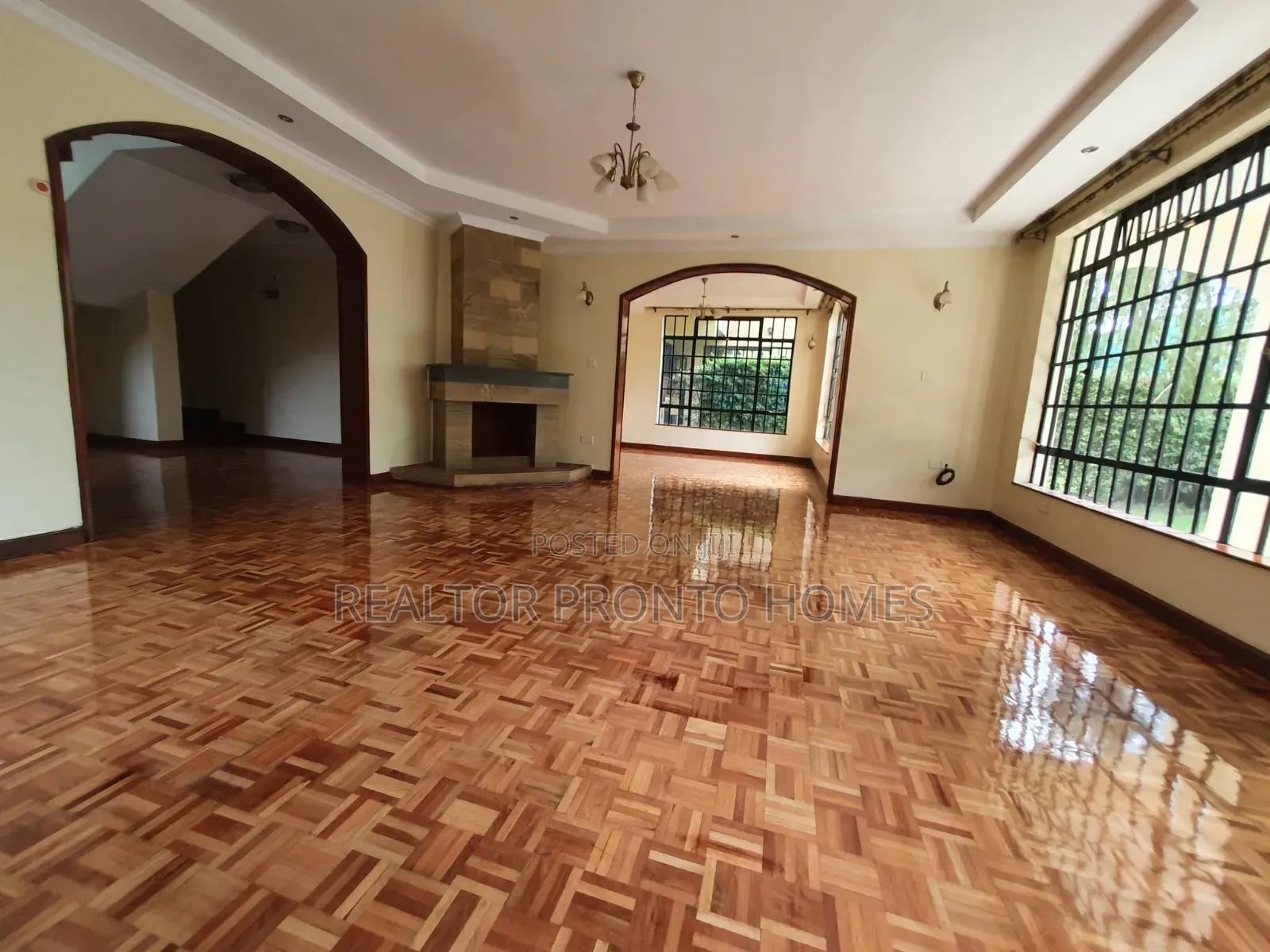 4bdrm Townhouse / Terrace in Lavington, Muthangari for rent in Muthangari