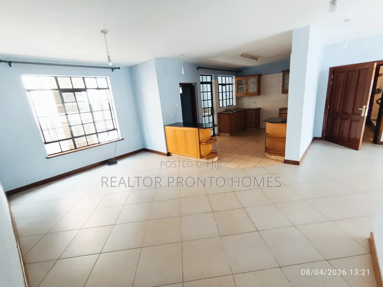 Commercial 3 Bedrooms Massionatte for Office Use in Hurlingham