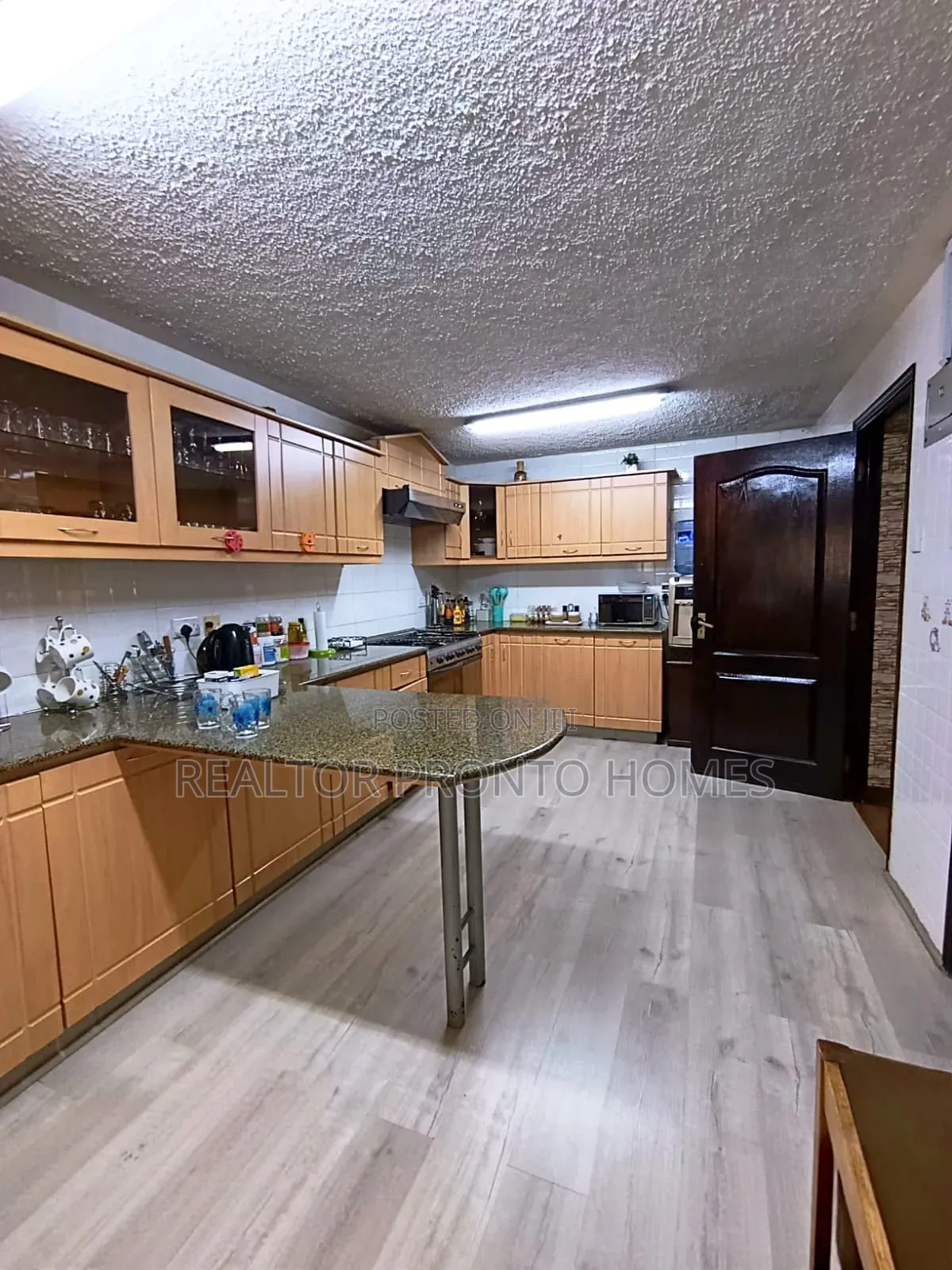 4bdrm Townhouse/Terrace in Lavington, Muthangari for sale in Muthangari