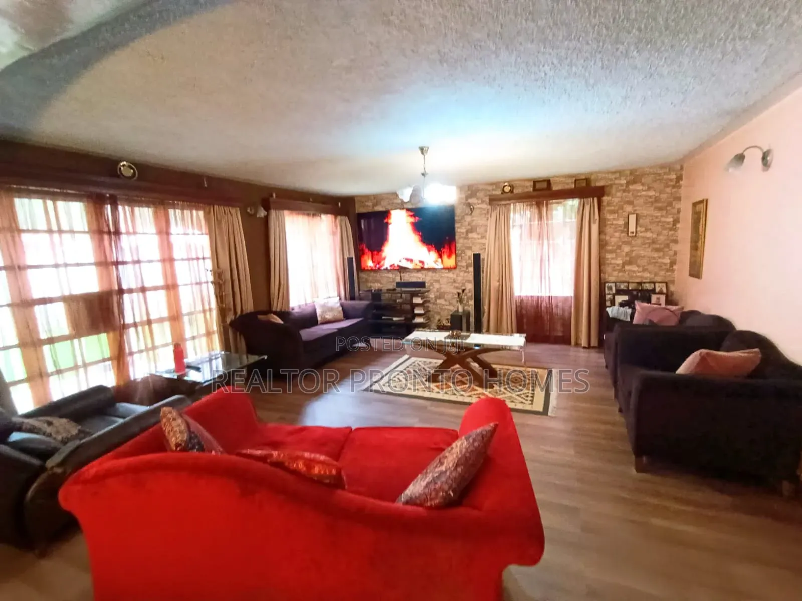4bdrm Townhouse/Terrace in Lavington, Muthangari for sale in Muthangari