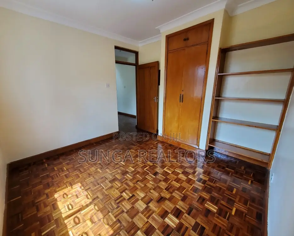 5bdrm House in Riverside Drive for rent in Riverside Drive