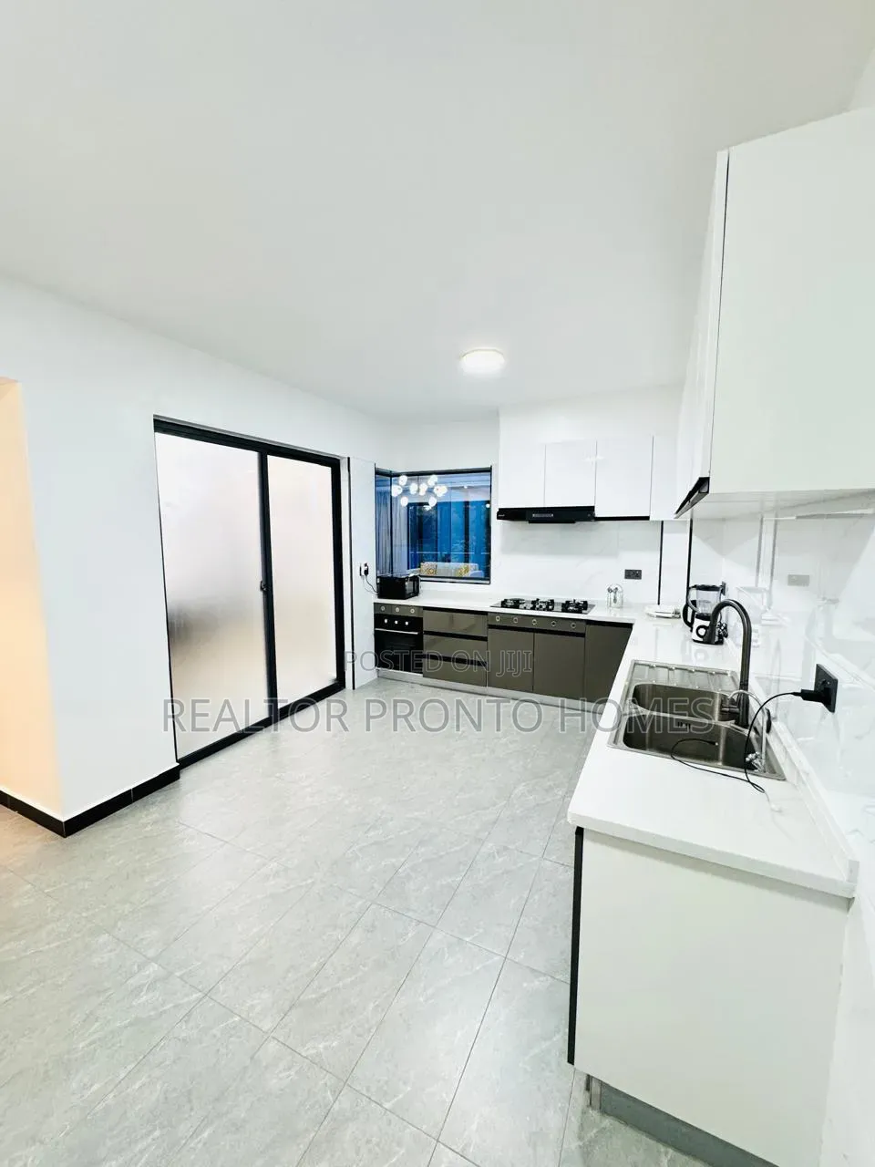 Furnished 4bdrm Apartment in Kileleshwa for rent in Kileleshwa