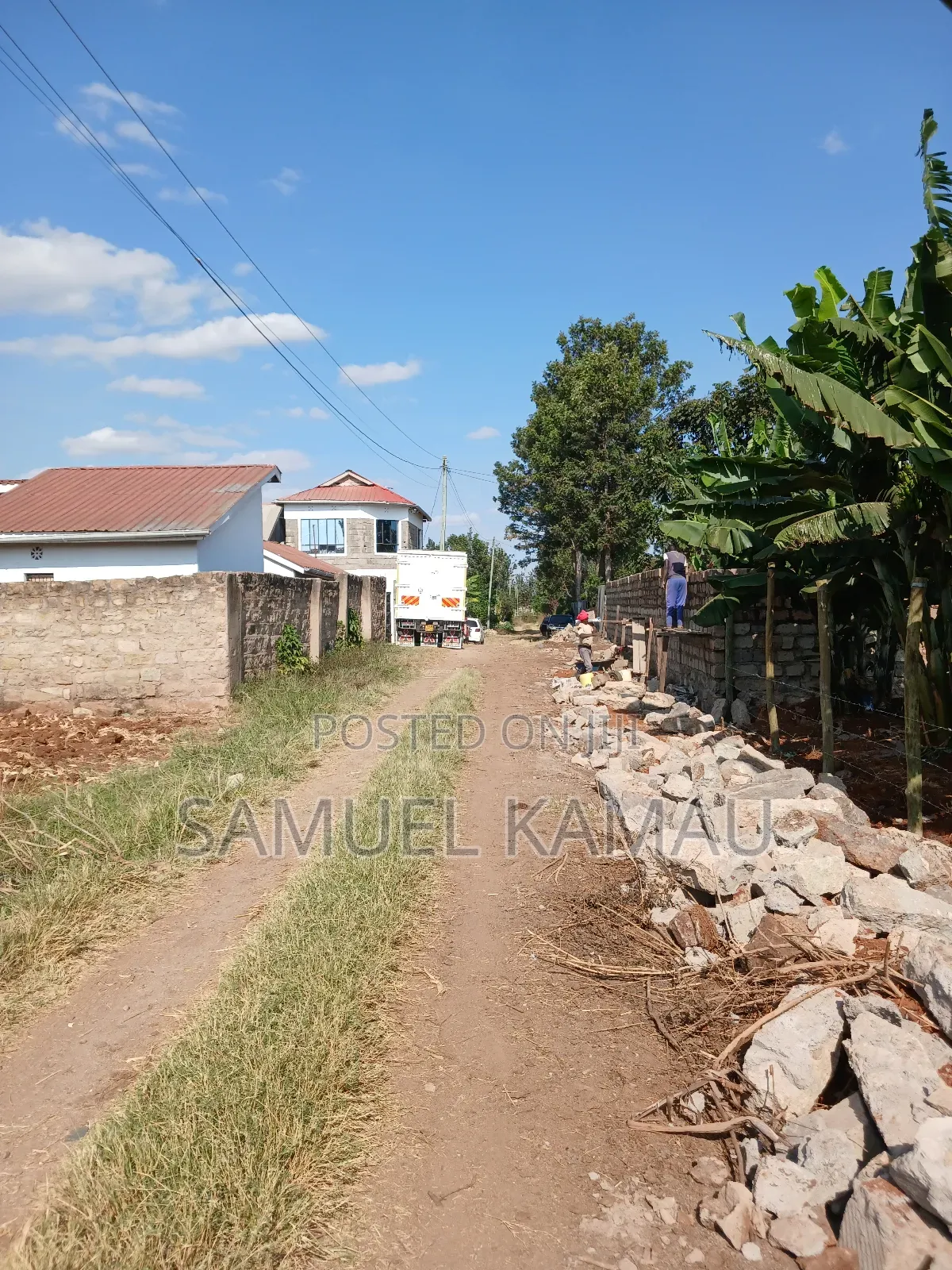Thika, Maguguni, 1/4 Acre, 2nd Row From Tarmac in Gatuanyaga