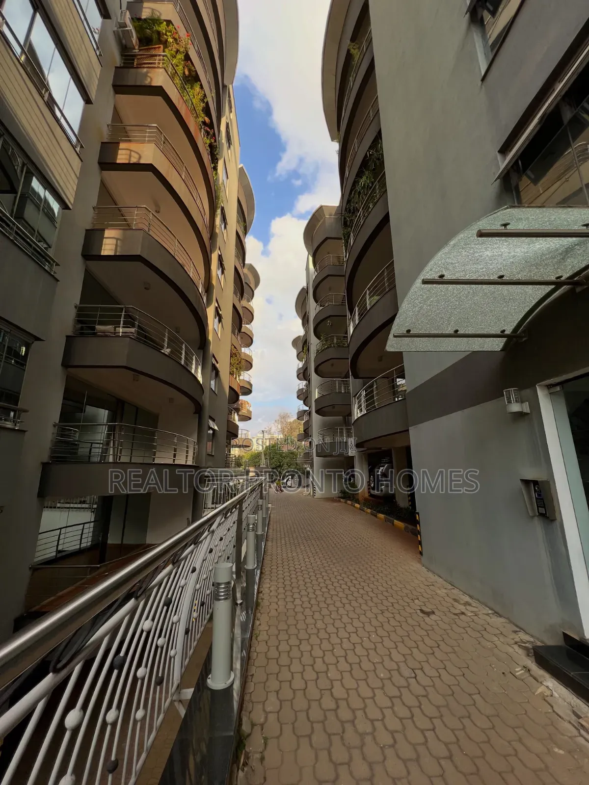 3bdrm Apartment in Riverside Drive for rent in Riverside Drive