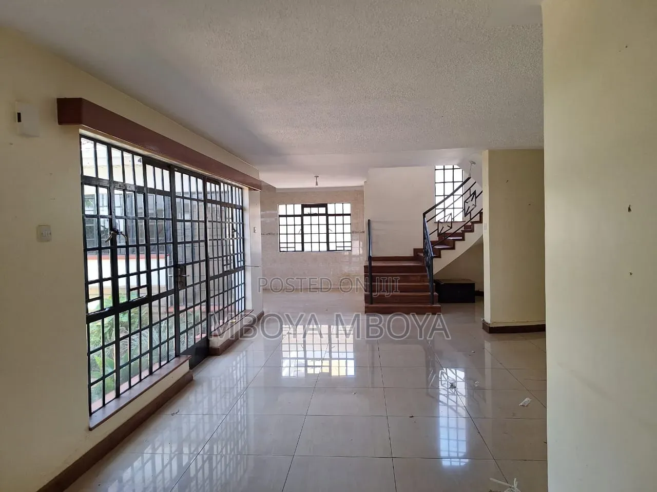 4bdrm Townhouse / Terrace in Spring Valley for rent in Spring Valley