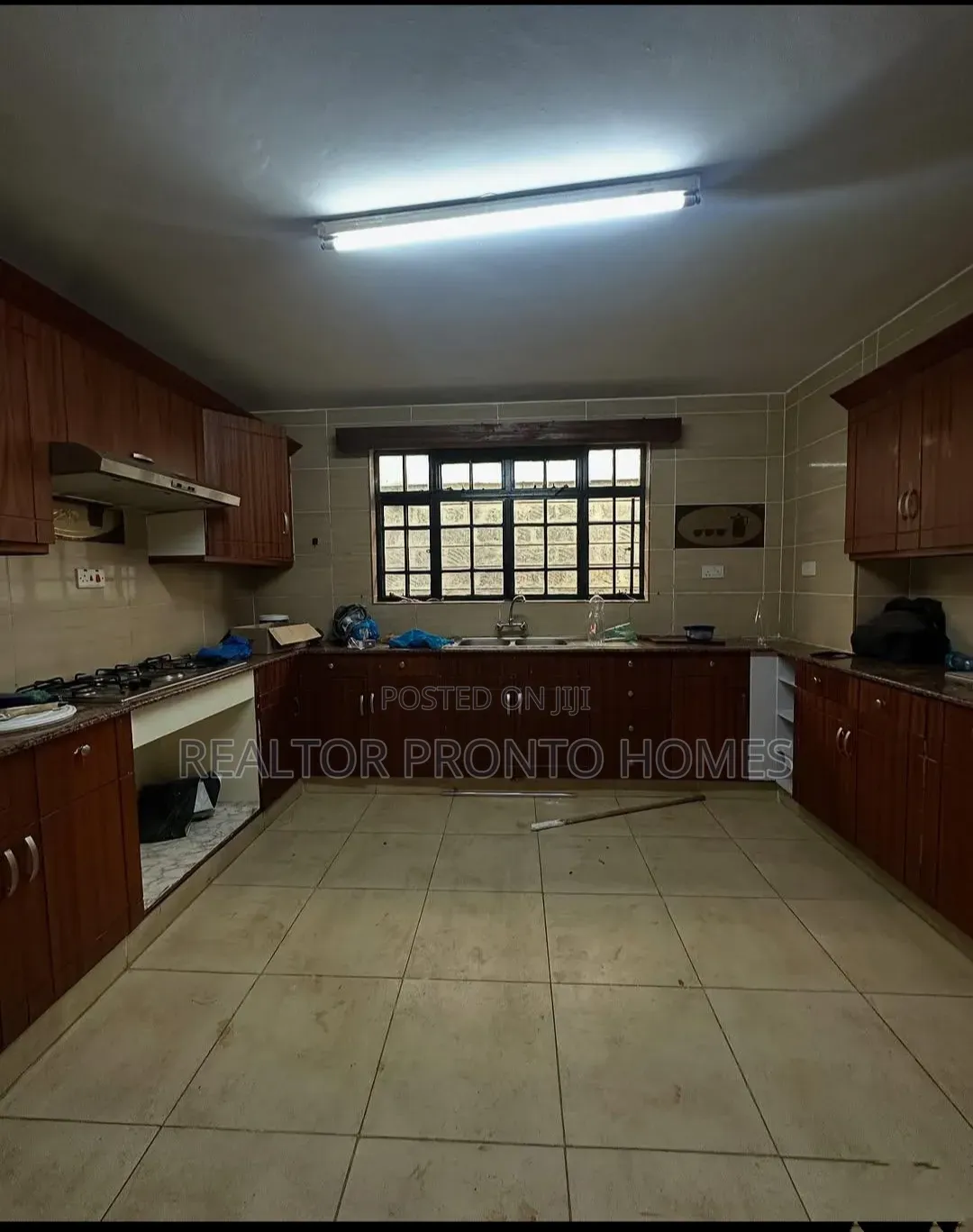 4bdrm Townhouse / Terrace in Lavington, Valley Arcade for rent in Valley Arcade