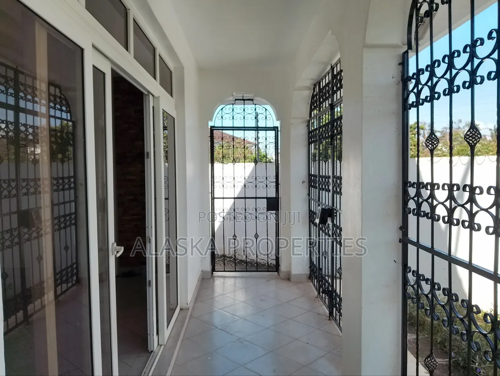 5bdrm Maisonette in Nyali Estate for rent in Nyali