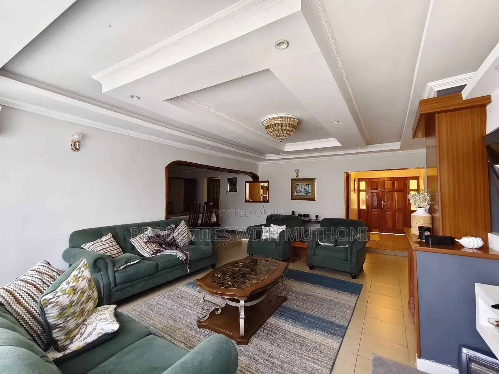 6bdrm Bungalow in Oluulua for sale in Oluulua