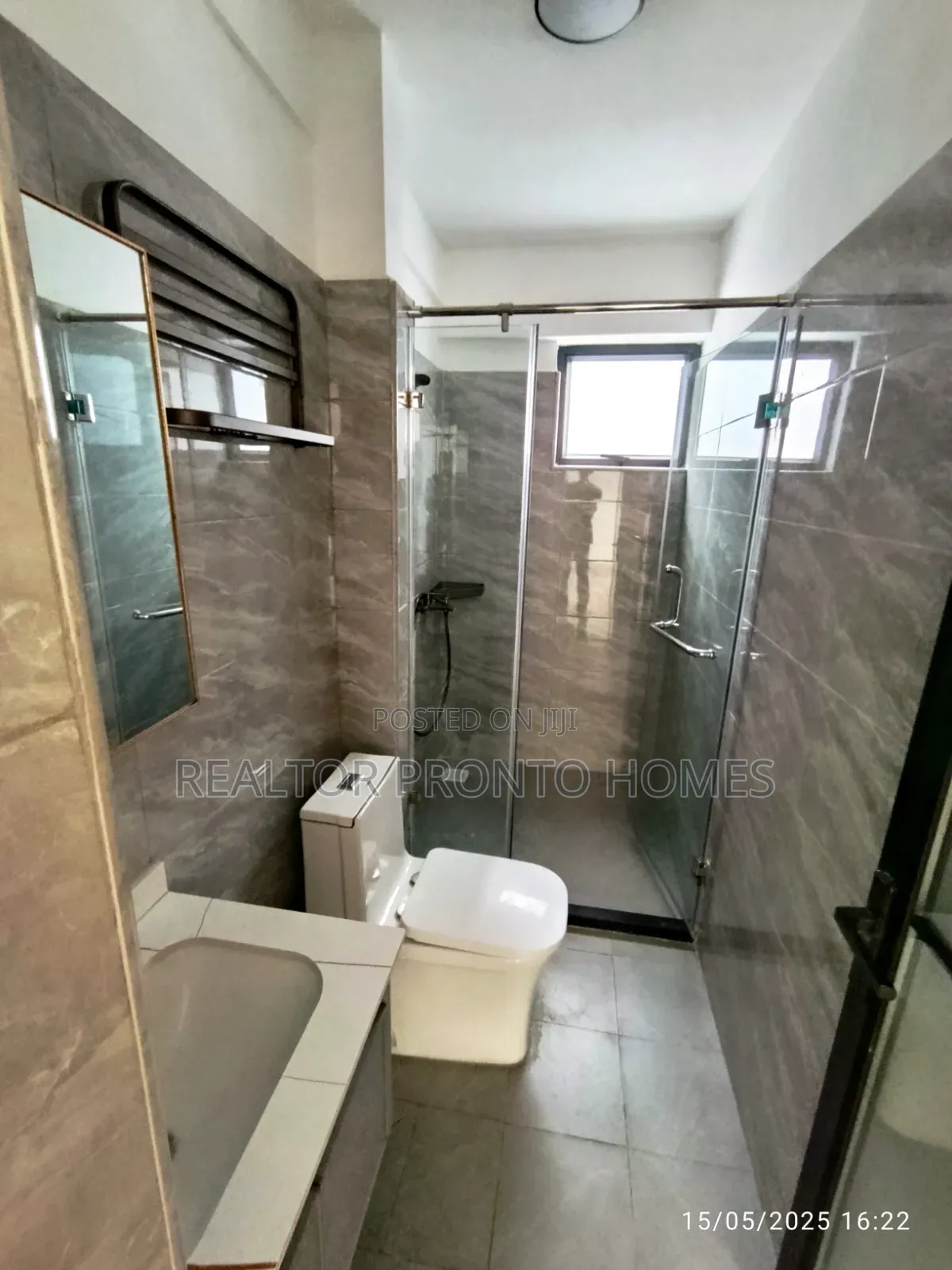 Commercial 2 Bedrooms Apartment for Office Use in Hurlingham